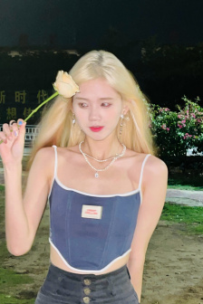 摸摸大扔子小说免费阅读小说